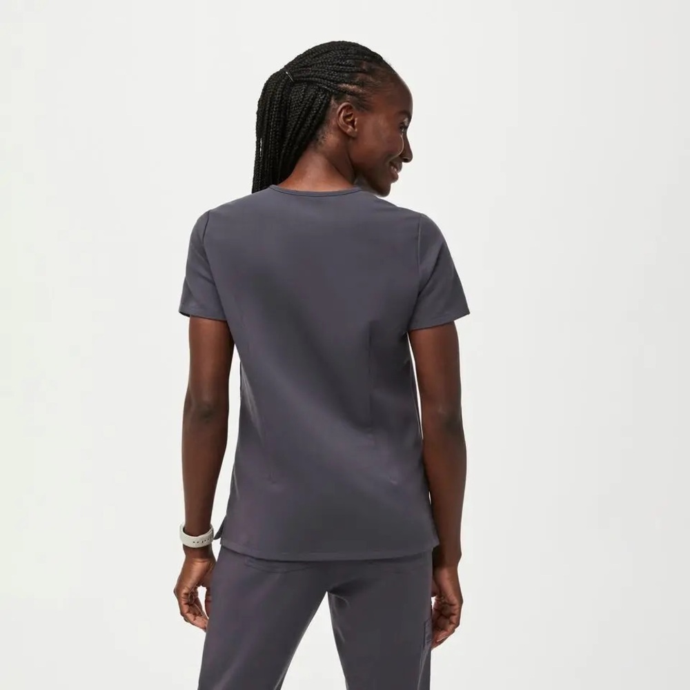 CLEARANCE! FIGS Women's Catarina One-Pocket V-Neck Scrub Top In Gray, Size XXS - Picture 2 of 9